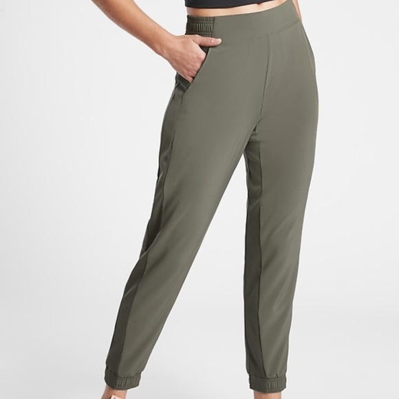 Athleta Pants - ATHLETA Brooklyn Jogger Olive pants size 0 🍁